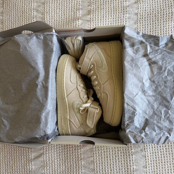 Nike x Stussy Air Force 1 Mid Fossil - Picture 2 of 5